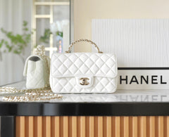 MINI RECTANGLE FLAP BAG TOP HANDLE 20CM WHITE LAMBSKIN SILVER HARDWARE