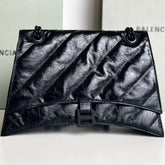 CRUSH MEDIUM CHAIN BAG 31 IN BLACK QUILTED CRUSHED CALFSKIN BLACK HARDWARE