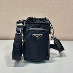 PHONE BAG 18 IN BLACK RE-NYLON