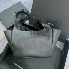 LE 5 À 7 BEA IN GRAINED LEATHER BLACK