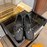 LV GLORIA FLAT LOAFER LOGO STAMPING BLACK