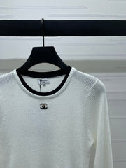 CHANEL 25S SWEATER STYLE 208