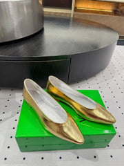 BOTTEGA VENETA 26S BALLET FLATS IN METALLIC GOLD CALFSKIN