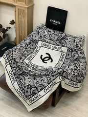CHANEL 25S SCARF 135 CM IN CASHMERE AND SILK 943316