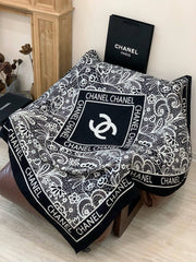 CHANEL 25S SCARF 135 CM IN CASHMERE AND SILK 943317