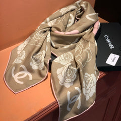 CHANEL 25S SCARF 140 CM IN CASHMERE AND SILK 943337