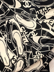 CHANEL 25S SCARF 135 IN CASHMERE 991693