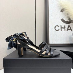 CC HEEL SANDAL 25S IN BLACK LAMBSKIN WITH SILK BOW