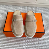HM 25S MULES IN BEIGE SUEDE WITH SILVER HARDWARE
