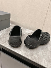 BOUNCER CLOG IN BLACK RUBBER