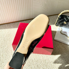 BELLE VIVIER ANKLE BOOTS IN BLACK GLOSSY CALFSKIN RHINESTONE BUCKLE