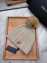 BEANIE HAT IN CAMEL BROWN WOOL 352367