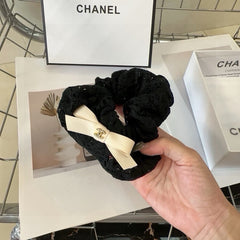 BLACK WRINKLED FABRIC SCRUNCHIE 358298