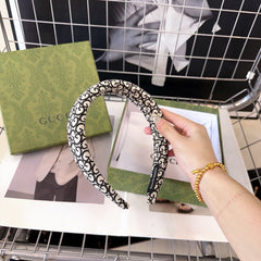 THICK HEADBAND IN WHITE MIX BLACK MONOGRAM CANVAS 406136