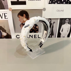 HAIR BAND IN WHITE CHIFFON PEARL-EMBELLISHED 395326