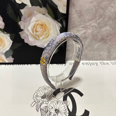 HEADBAND WITH GARNITURE PRINT IN LAVENDER GRAY SILK 432824