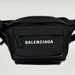 EVERYDAY BELTPACK 40 IN BLACK GRAINED CALFSKIN