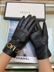 EUROPEAN GLOVES IN BLACK LAMBSKIN WITH CASHMERE LINING 376727