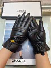 GLOVES IN BLACK TOP-GRADE LAMBSKIN 458575