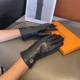 LV GLOVES IN BLACK LAMBSKIN 463910