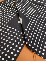 CHANEL 25S SCARF 90 IN SILK 703690