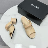 CC DOUBLE-STRAP HEELS 25S IN BEIGE CALFSKIN