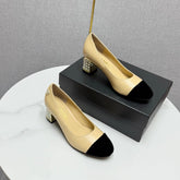 CC HIGH HEEL 25S IN BEIGE LAMBSKIN AND BLACK SUEDE WITH PEARL HEEL STYLE 4