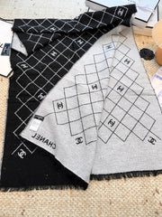 CHANEL 25S SCARF 195 CM IN CASHMERE 942782