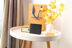 LV 25S SLENDER WALLET 11 IN BLACK TAIGA CALFSKIN