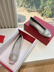 BELLE VIVIER BALLERINAS IN PLATINUM SILK