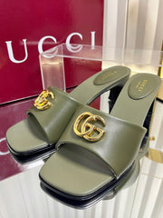 GUCCI 26S HIGH-HEELED SANDALS 45 MM IN MOSS GREEN CALFSKIN