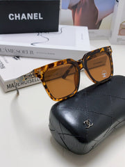 SQUARE SUNGLASSES 632879 IN HAVANA ACETATE