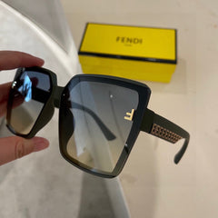 FIRST CRYSTAL SQUARE FRAME SUNGLASSES 2209 IN ACETATE