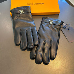 GLOVES IN BLACK LAMBSKIN WITH GOLD LOGO 465010