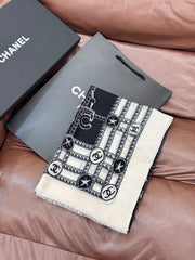 CHANEL 25S SCARF 200 IN CASHMERE 931949