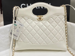 CC MINI 23 SHOPPING BAG IN WHITE CALFSKIN