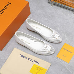 LV WOMEN'S BALLET FLAT IN WHITE CALFSKIN WITH PERFORATION CRAFTMANSHIP