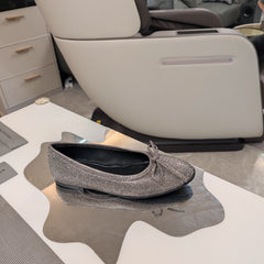 RHINESTONE BALLET FLATS WITH BOW IN GRAY SHEEPSKIN