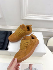 HUNTINGTON LOW LACE-UP SNEAKER IN PERU BROWN SUEDE AND MESH