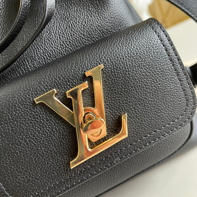 LV LOCKME BUCKET 23 BLACK GRAINED CALF SKIN