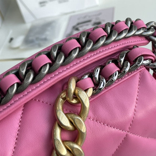 19 FLAP BAG 26 PINK LAMBSKIN