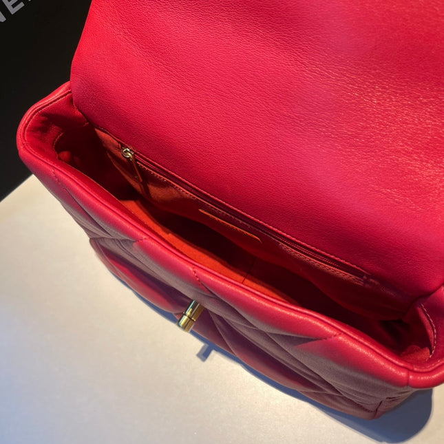 19 FLAP BAG 26 RED GOATSKIN