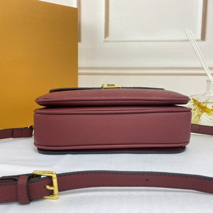 LV POCHETTE METIS 25CM DARK RED