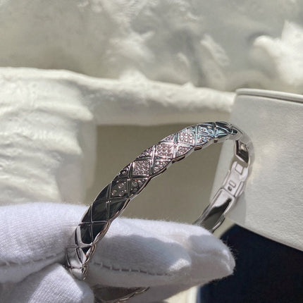 CRUSH BRACELET QUILTED DIAMOND