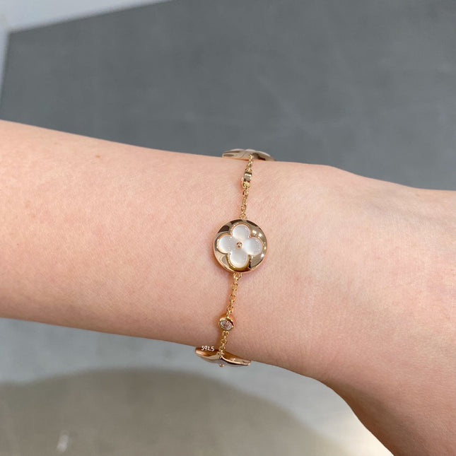 BLOSSOM PINK GOLD MOP BRACELET