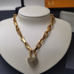 HEART PADLOCK NECKLACE