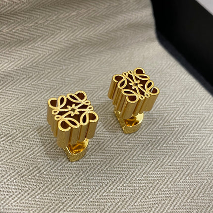 ANAGRAM GOLD STUD EARRINGS