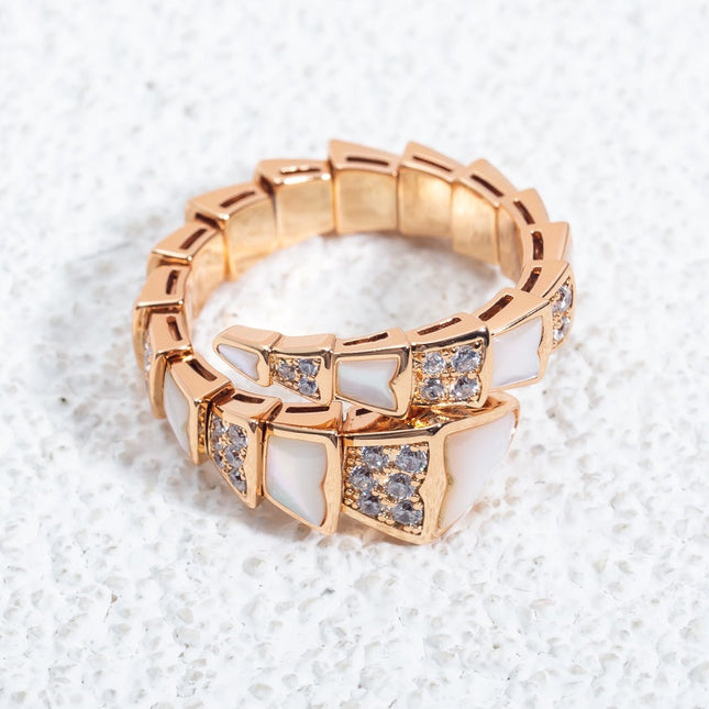 SERPENTI RING PINK GOLD DIAMOND MOP