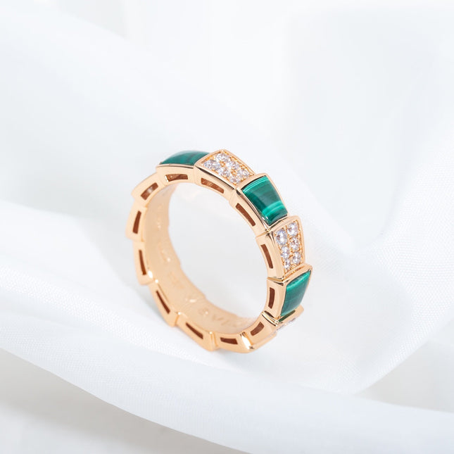 SERPENTI RING PINK GOLD MALACHITE DIAMOND PAVED 4MM