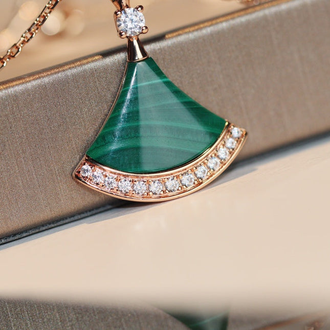 DREAM NECKLACE MALACHITE DIAMOND